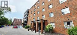 3900 WYANDOTTE STREET East Unit# 121 Windsor, ON N8Y 1B3