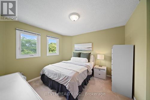 4315 Credit Pointe Drive, Mississauga, ON 