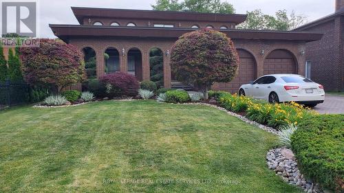 44 WIGWOSS DRIVE  Vaughan, ON L4L 2P8