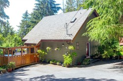570 Bayview Pl  Duncan, BC V9L 5X7