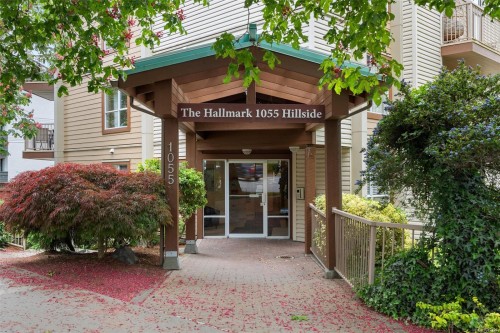 #105-1055 Hillside Ave  Victoria, BC V8T 2A4