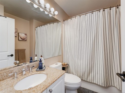 515 Selwyn Falls Dr, Langford, BC 