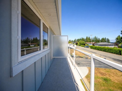 #A-896 Galerno Rd, Campbell River, BC - Outdoor With Exterior