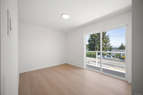 #A-896 Galerno Rd, Campbell River, BC - Indoor Photo Showing Other Room