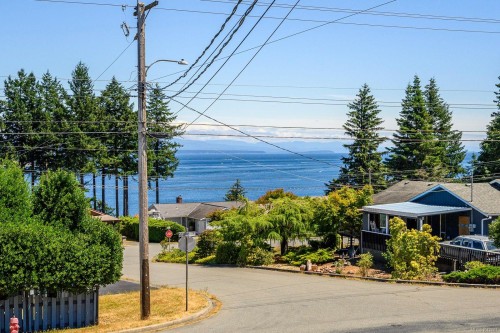 #A-896 Galerno Rd, Campbell River, BC - Outdoor