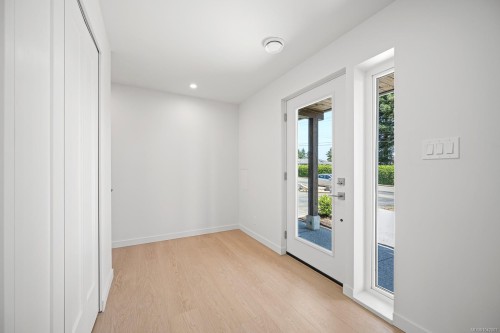 #A-896 Galerno Rd, Campbell River, BC - Indoor Photo Showing Other Room