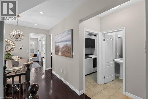 21 Summerberry Way, Hamilton, ON - Indoor Photo Showing Other Room