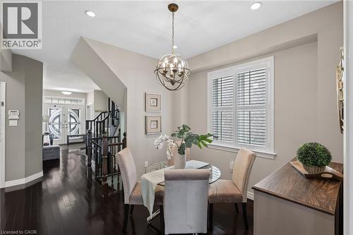 21 Summerberry Way, Hamilton, ON - Indoor Photo Showing Dining Room