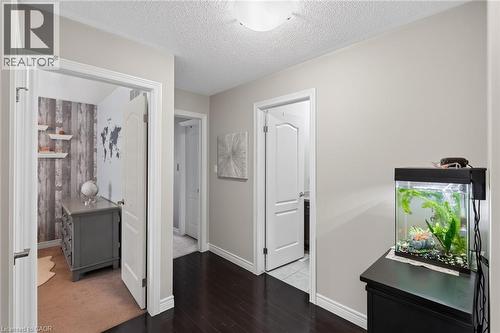 21 Summerberry Way, Hamilton, ON - Indoor Photo Showing Other Room
