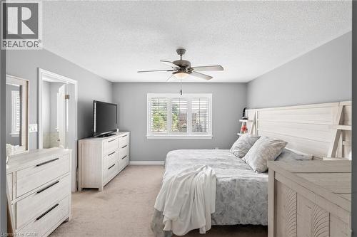 21 Summerberry Way, Hamilton, ON - Indoor Photo Showing Bedroom