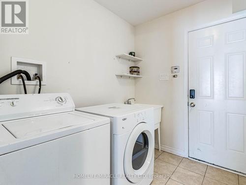 229 REMEMBRANCE ROAD , Brampton, Ontario L7A 4P2 4