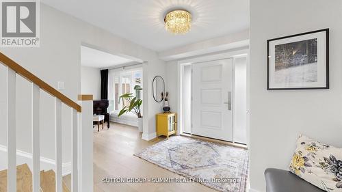 2427 Ravensthorpe Crescent, Mississauga, ON 