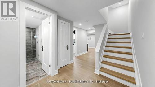 2427 Ravensthorpe Crescent, Mississauga, ON 