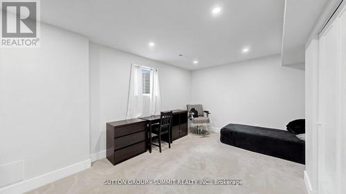 2427 Ravensthorpe Crescent, Mississauga, ON 