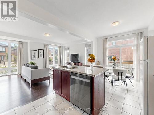 91 Badgerow Way, Aurora, ON 