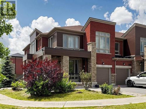 91 Badgerow Way, Aurora, ON 