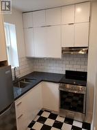 2 - 673 WOODBINE AVENUE  Toronto, ON M4E 2J3