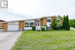 594 OAK STREET Collingwood, ON L9Y 2Z1