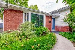 5322 WINDERMERE DRIVE  Burlington, ON L7L 3M1