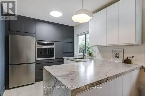 5322 Windermere Drive, Burlington, ON 