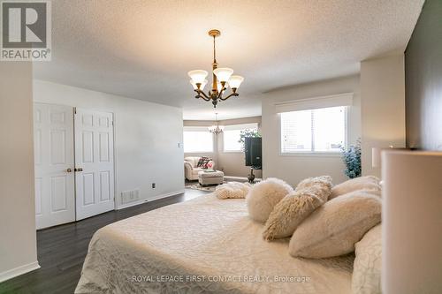 13 Irwin Drive, Barrie, ON 