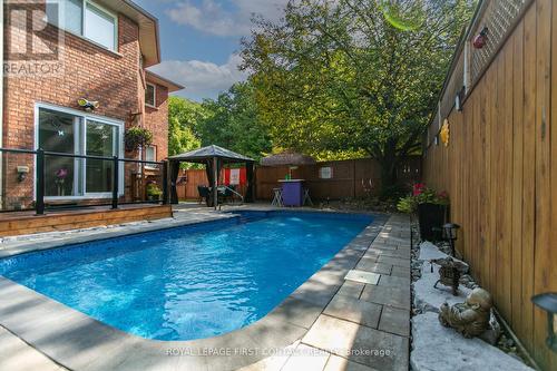 13 Irwin Drive, Barrie, ON 