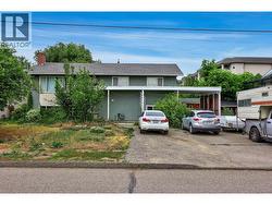 740 Sherwood Drive Kamloops, BC V2B 4E5