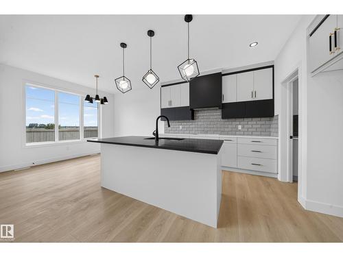 803 30 Av Nw, Edmonton, AB 