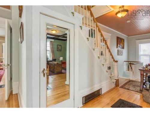 10352 1 Highway, Paradise, NS 