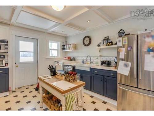 10352 1 Highway, Paradise, NS 