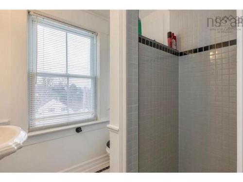 10352 1 Highway, Paradise, NS 