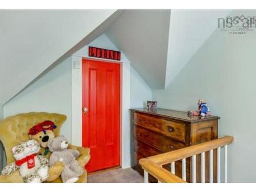 10352 1 Highway, Paradise, NS 