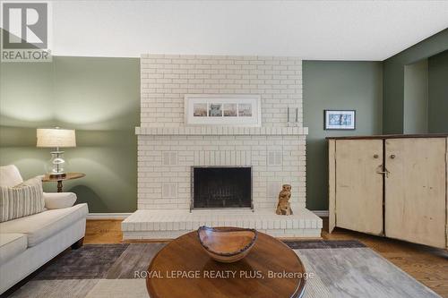 1054 Veroli Court, Mississauga, ON 