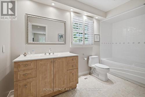 1054 Veroli Court, Mississauga, ON 
