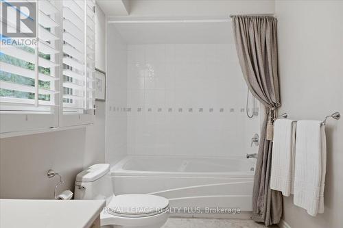 1054 Veroli Court, Mississauga, ON 