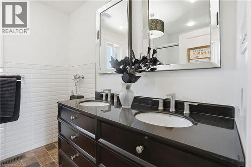3411 Lansdown Drive, Burlington, ON 