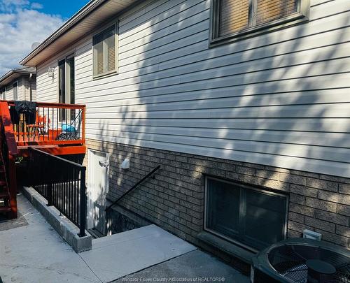 Lower-4625 Bunker Avenue, Windsor, ON 