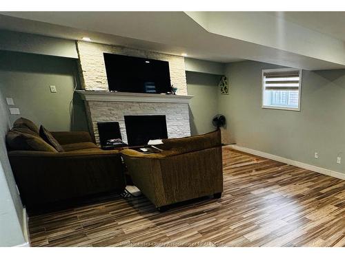 Lower-4625 Bunker Avenue, Windsor, ON 