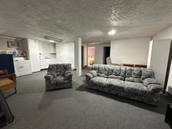 Family Room - 