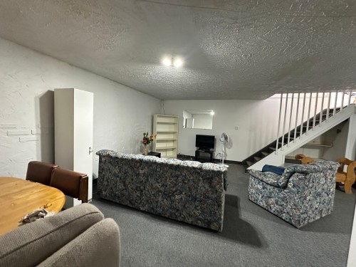 Salle familiale - 412 Av. Laliberté, Rouyn-Noranda, QC 