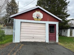 Garage - 