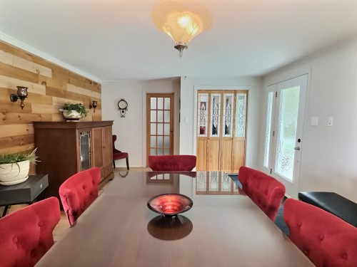 Vue d'ensemble - 127 Ch. Des Scouts, Val-D'Or, QC - Indoor Photo Showing Dining Room