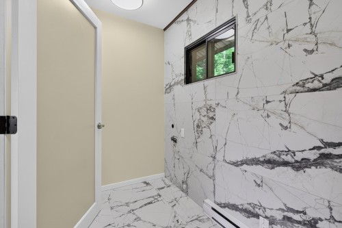 Salle de bains attenante à la CCP - 4-280 Rue De Grenoble, Sainte-Adèle, QC 