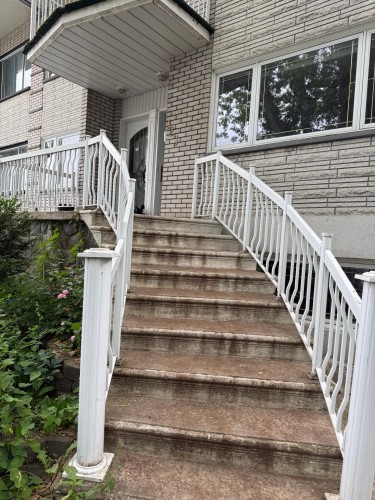 Staircase - 325 Rue De Newport, Montréal (Lasalle), QC - Outdoor With Exterior