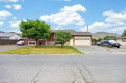 2270 Young Avenue Kamloops, BC V2B 4M6