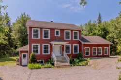 1359  - 1361 Allée du Golf  Saint-Raymond, QC G3L 0B8