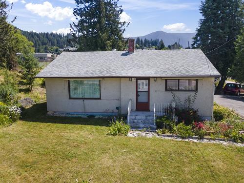218 16Th Avenue, Creston, BC 