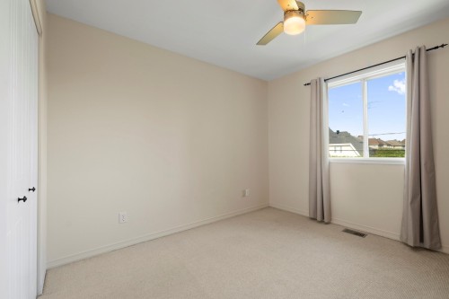 Chambre à coucher - 28 Rue Pasteur, Notre-Dame-De-L'Île-Perrot, QC 