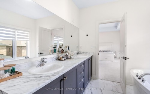 242 Factor Street, Vaughan, ON 