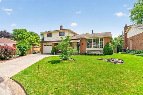 7 Elizabeth Court, Hamilton, ON - Outdoor
